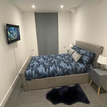 2 Bed Room Luxury Apartment In Old Kent Road Лондон Экстерьер фото
